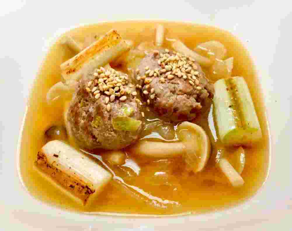 じゃがいもときのこの野菜たっぷり肉団子スープ