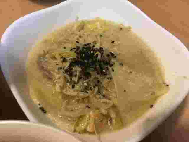 白菜とえのきの胡麻味噌豆乳スープ