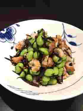 手羽先スープに合うちくわ枝豆ひじき