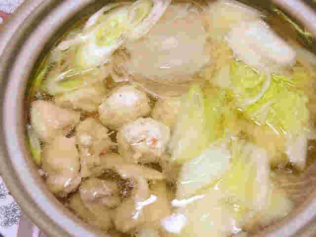 鶏肉と白菜と春雨の白だし鍋
