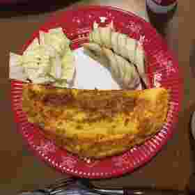 ベーコン入り厚焼きチーズオムレツ