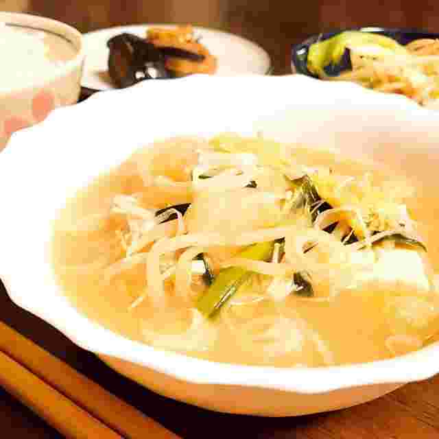 もやしと豚肉の豆乳鍋