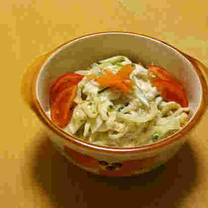 おかかマヨちくわともやしのサラダ