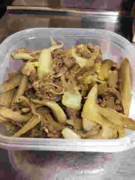 白菜とごぼうと牛肉の炒め煮