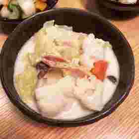 白菜とベーコンの豆乳スープ