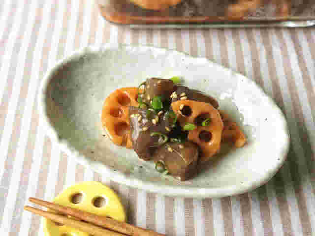 こんにゃくとれんこんのピリ辛煮のレシピ