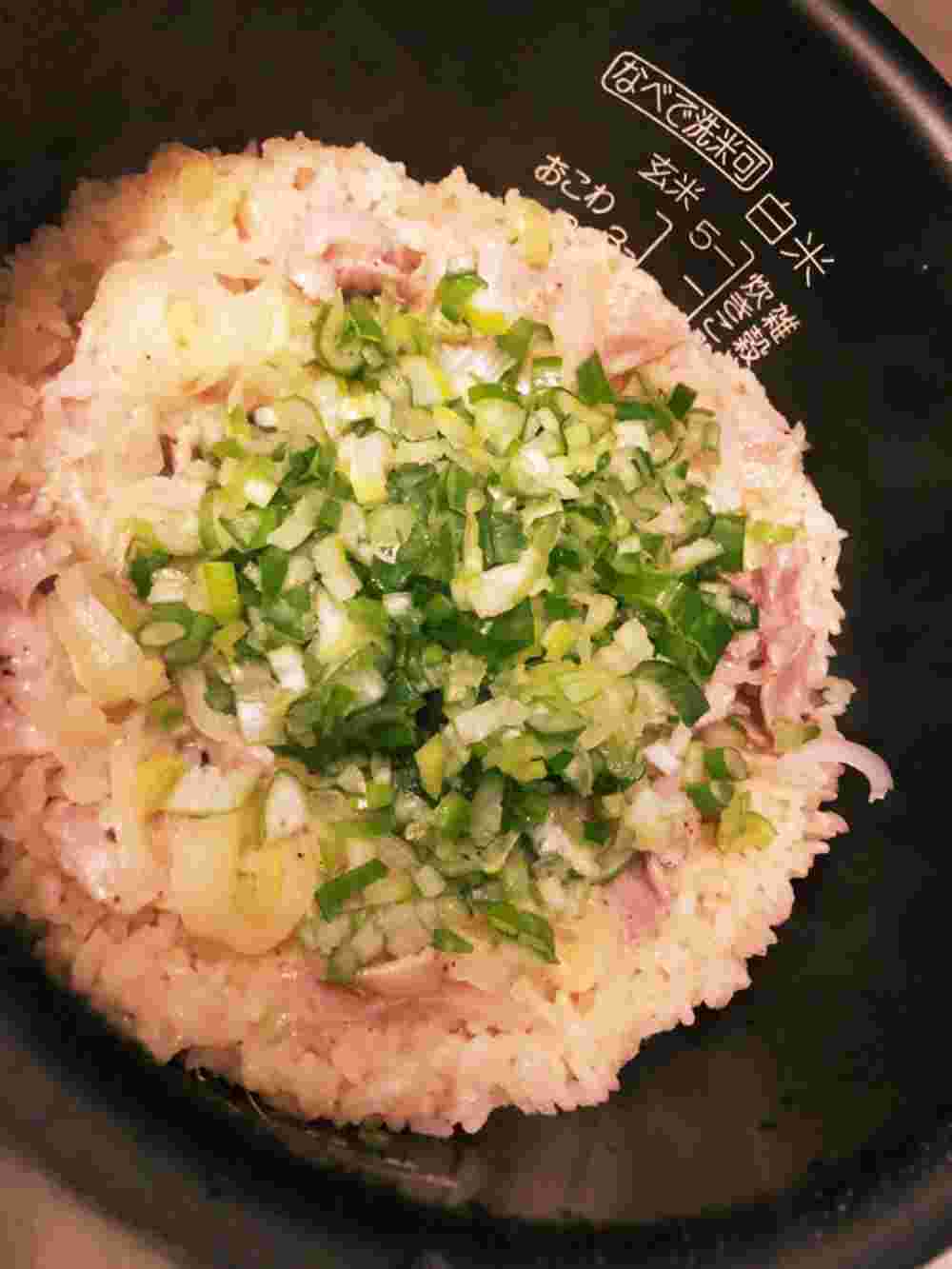 人気レシピで作る豚バラ明太子炊き込みご飯