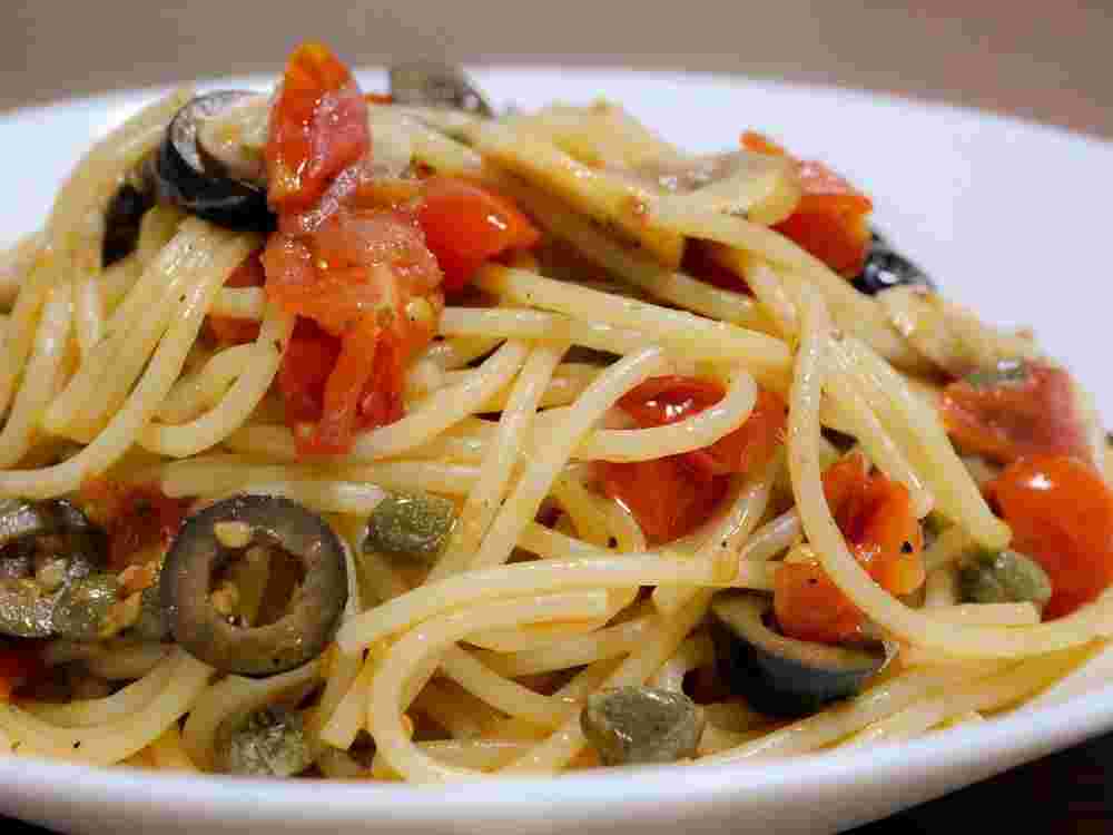 トマトとマッシュルームで作る絶望パスタ