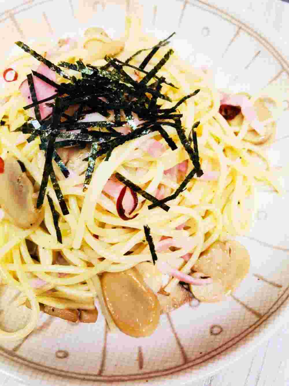 マッシュルームとベーコンの和風パスタ