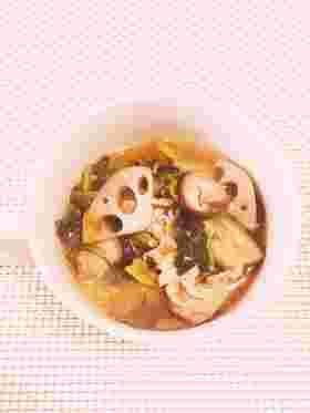 副菜に使える白菜とほうれん草の生姜スープ