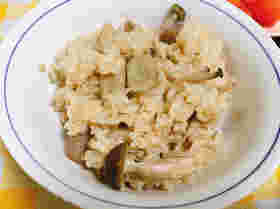 こんにゃくとごほうの炊き込みご飯