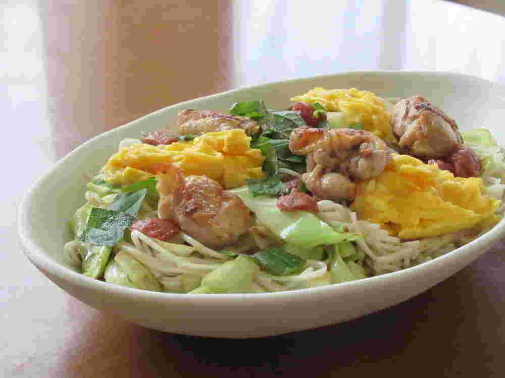 鶏肉と梅干のそうめんチャンプル