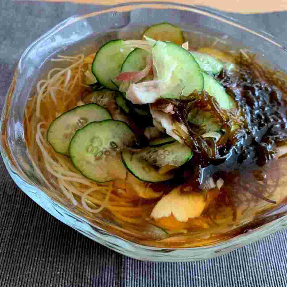 薬味たっぷりの酢入りさっぱり素麺