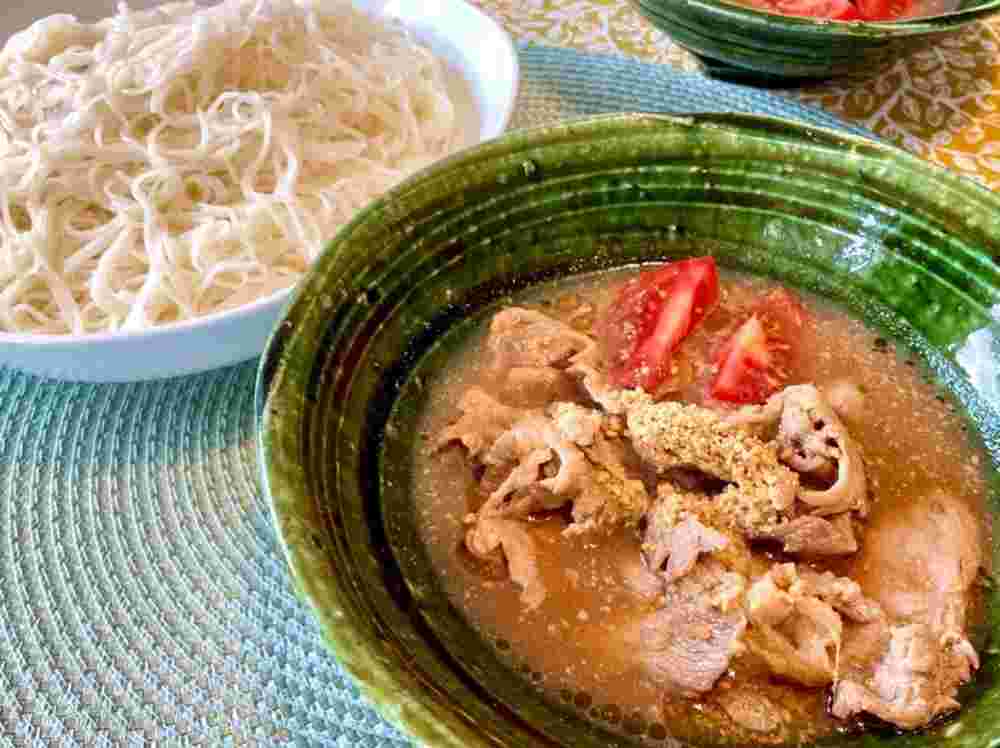 濃厚豚しゃぶ酢入り胡麻ダレつけそうめん