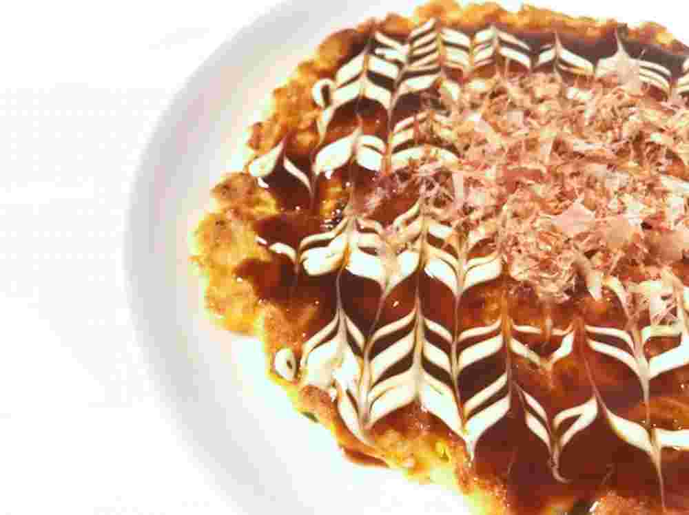 豆腐とうどん入りお好み焼き