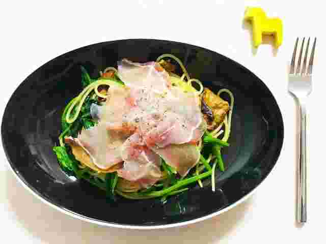 ポルチーニ茸の生ハムパスタ