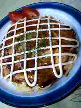 モッツァレラチーズとベーコンのお好み焼き