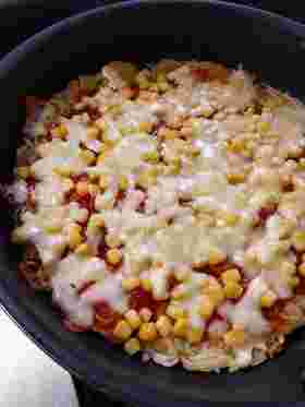 オリーブオイルを使ったそうめんピザ