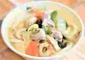 人参と油揚げのちゃんこ風うどん