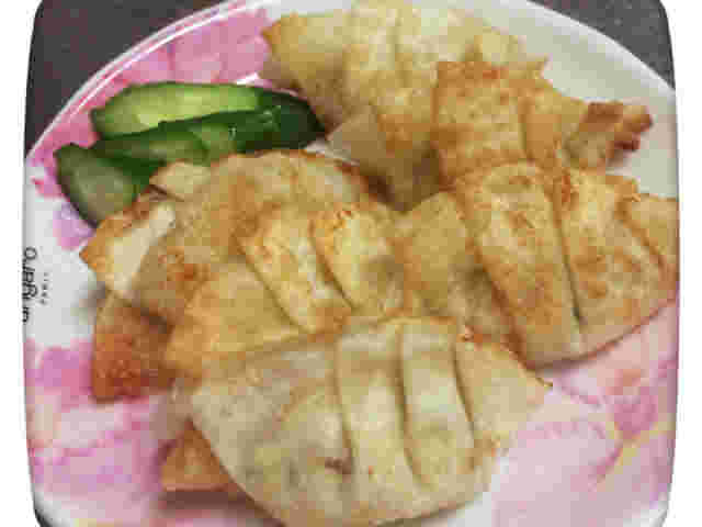 豆腐とキノコの揚げ餃子