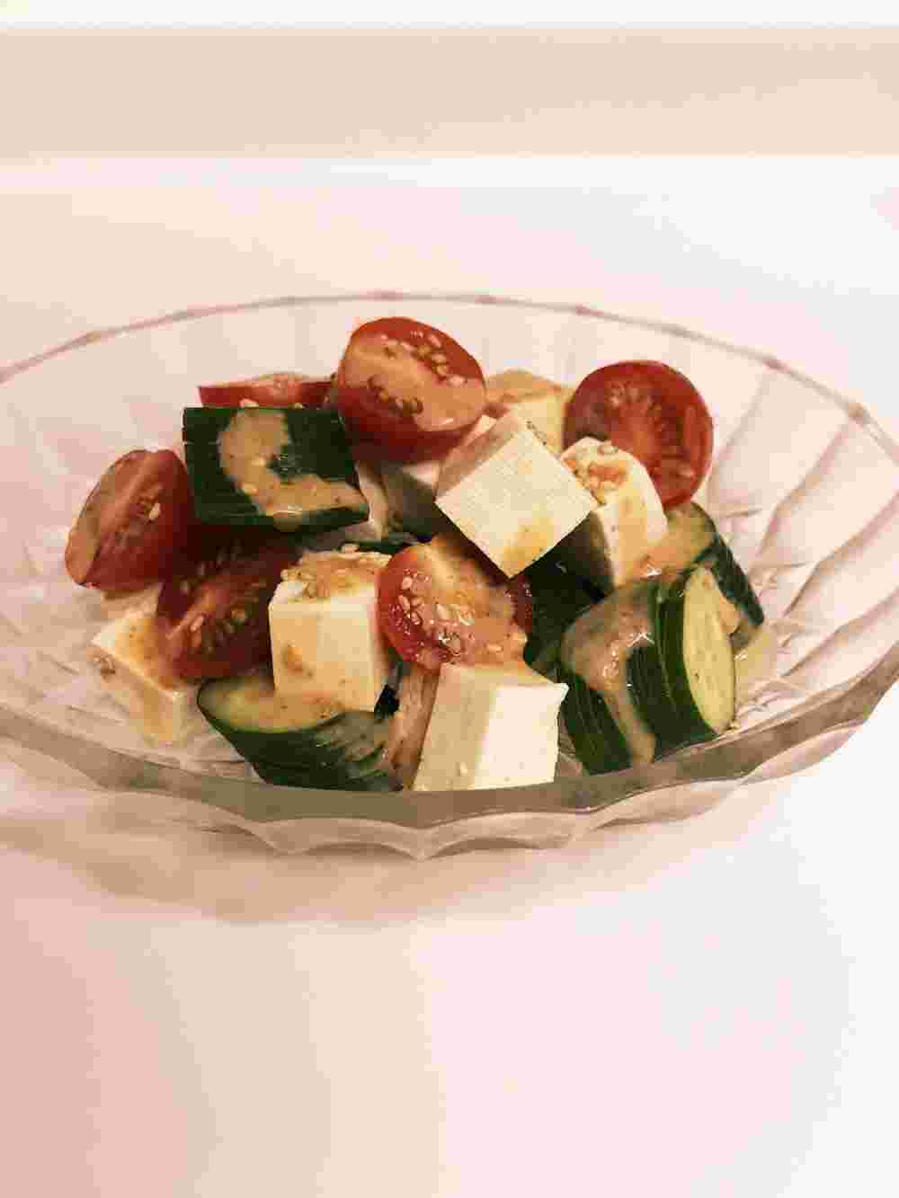 豆腐サラダわさびごまドレッシング