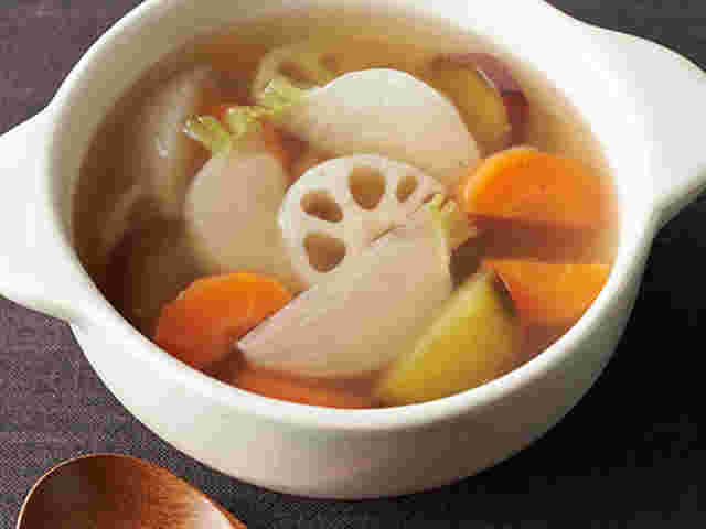 根菜の白だしスープ