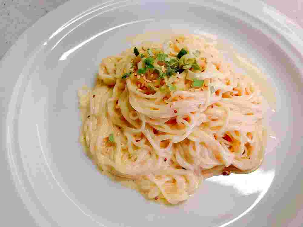 ラー油入りそうめんマヨマスタード