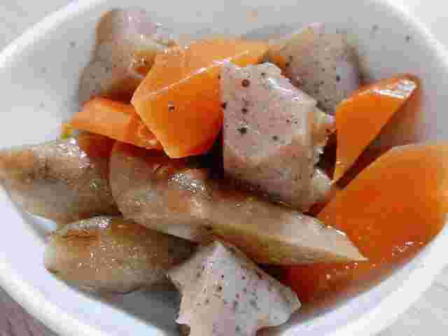 ごぼうと蒟蒻の煮物