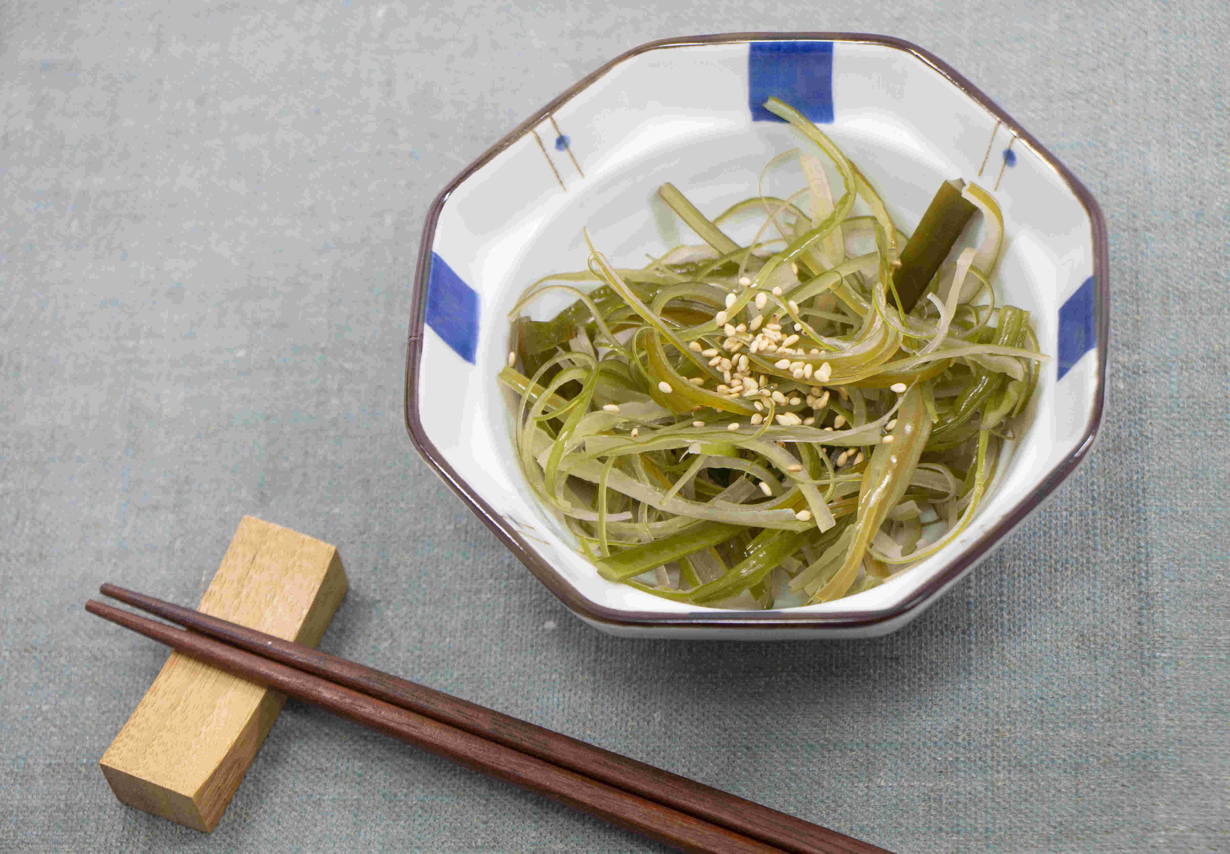 おつまみに合う茎わかめ