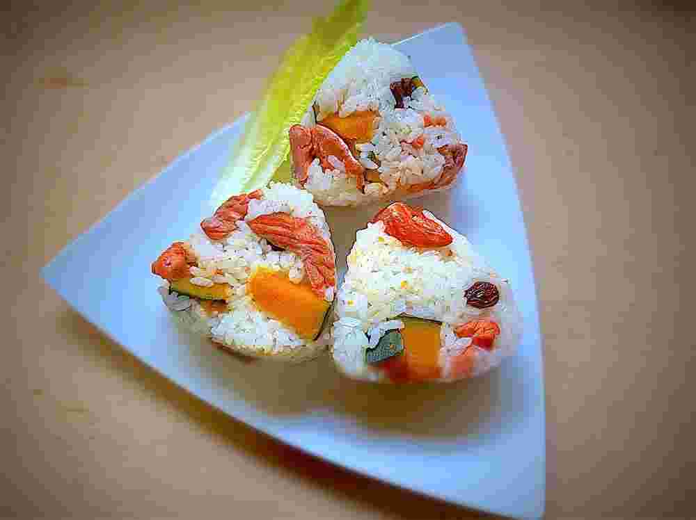 かぼちゃ＆レーズンの鮭おにぎり