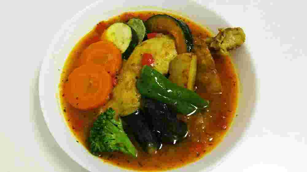 人気レシピで作るズッキーニとかぼちゃのスープカレー
