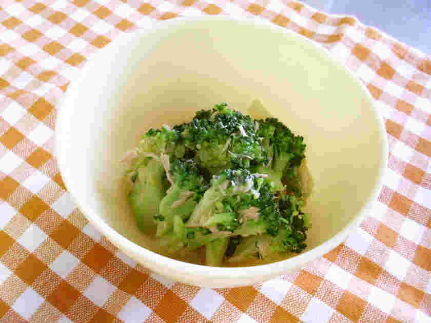 ごま油を使用したブロッコリーのツナ和え