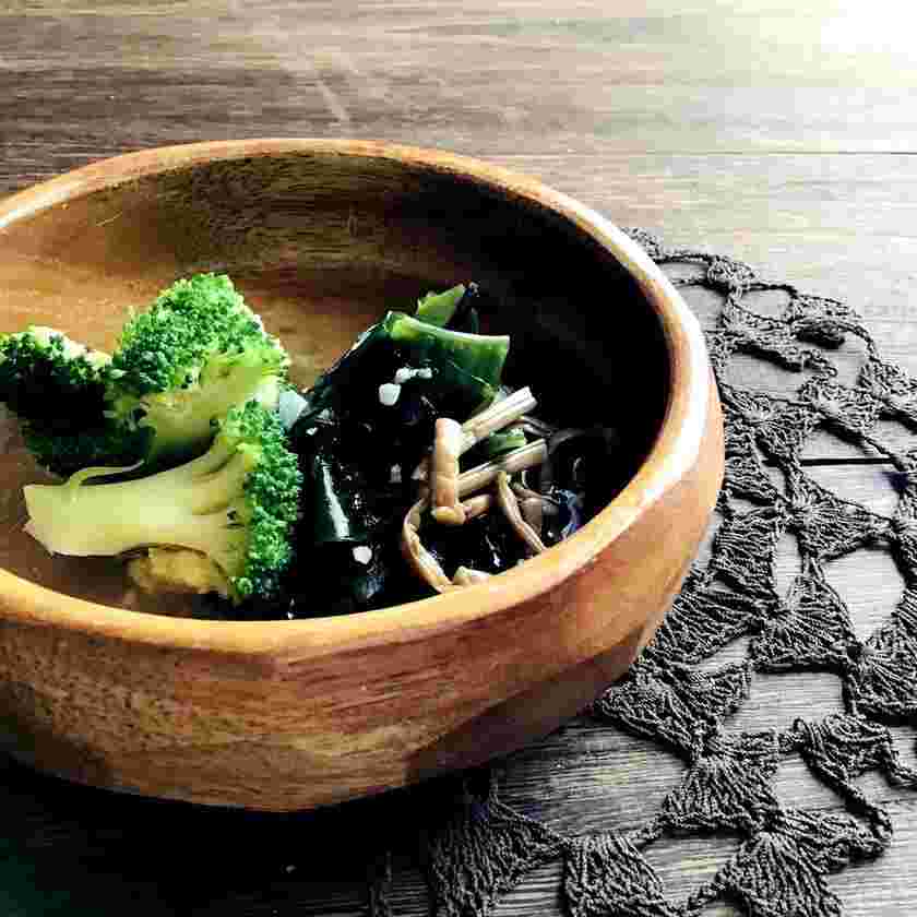 ごま油を使用した塩麹と野菜のスープ