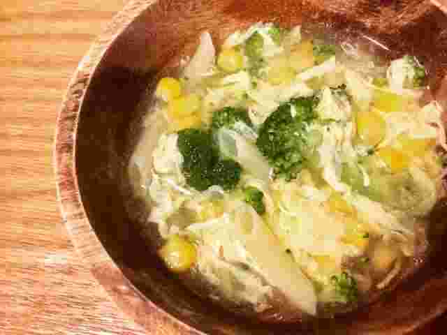 優しい味付けのブロッコリーの中華風マカロニスープ 