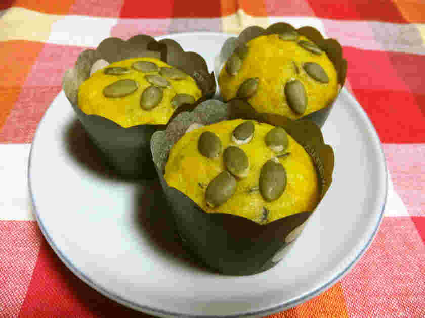 かぼちゃとヨーグルトで作ったカップケーキ