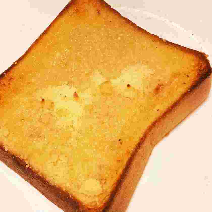オリーブオイルを使ったチーズハニートースト
