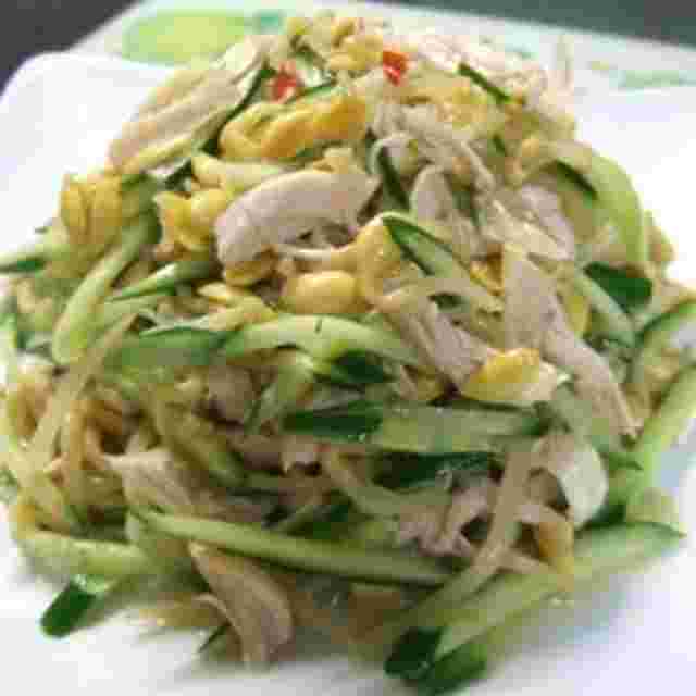 お弁当の栄養バランスが良くなる豆もやしとササミとキュウリの中華サラダ