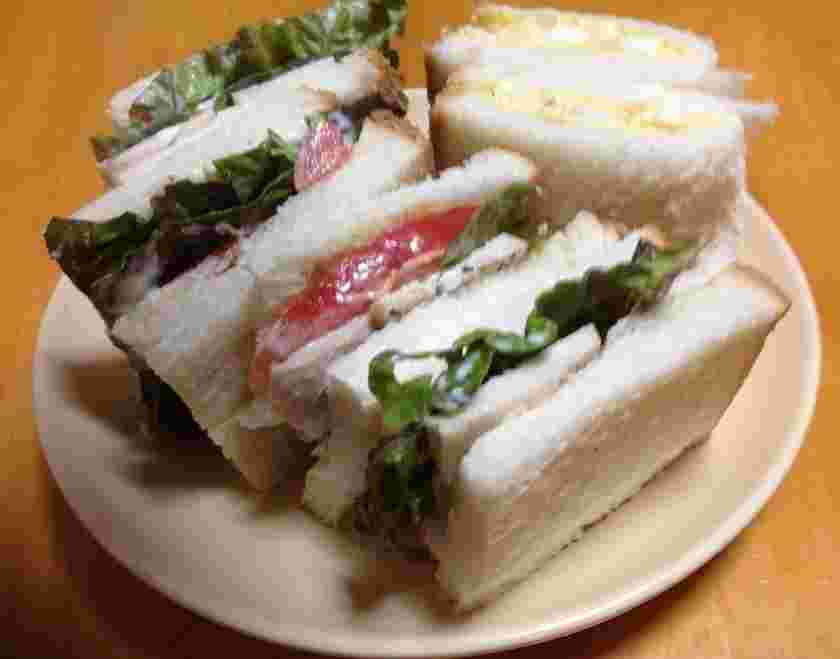 基本の鶏ハムサンドイッチ