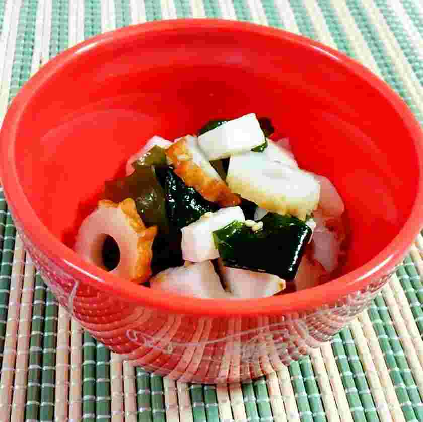 長芋とちくわとわかめの酢の物