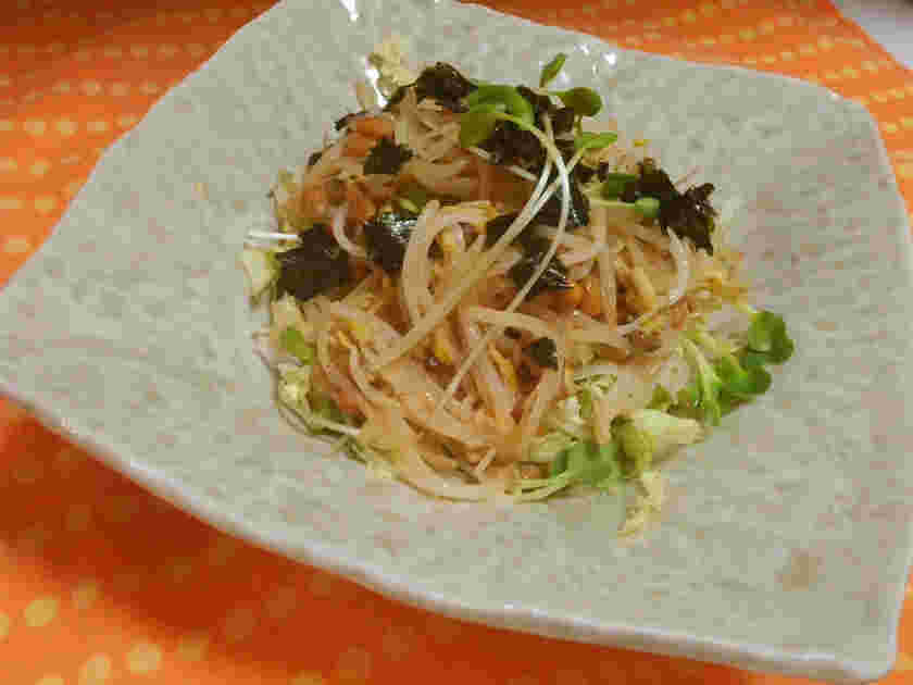 もやしと納豆の温サラダ