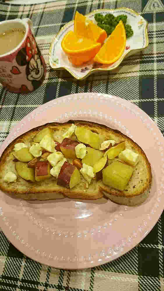 人気レシピで作るさつまいもとクリームチーズのトースト