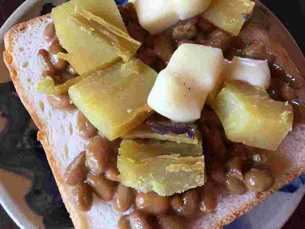人気レシピで作る納豆とさつまいものチーズトースト