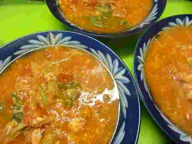ホールトマト缶を使った中華風トマトスープ