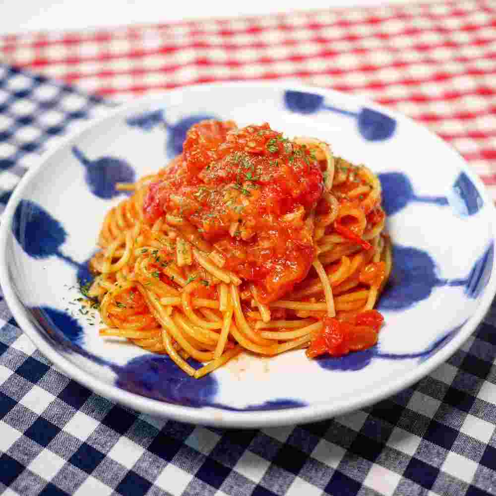ホールトマトを使った味噌トマトパスタ