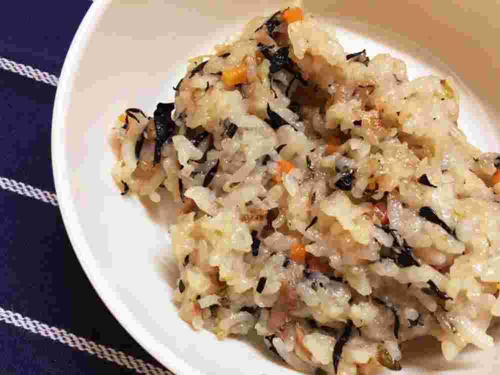 小松菜とツナとひじきの炊き込みご飯