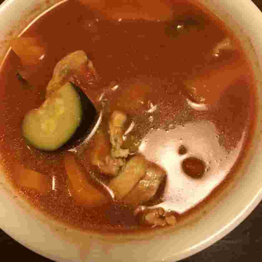 夏野菜のチキンスープ