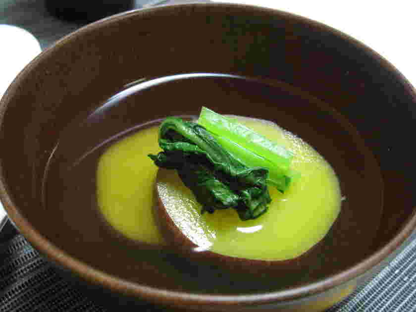さつまいもと小松菜のお吸い物