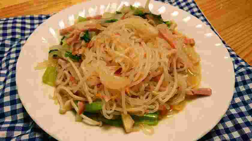 小松菜と糸こんにゃくのパスタ