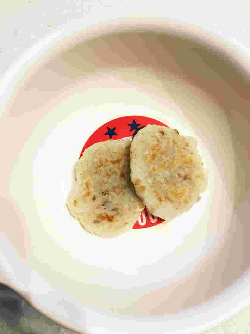 里芋とごまの簡単おやき