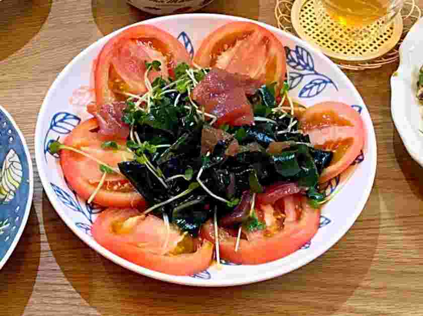 マグロとわかめの中華風サラダ